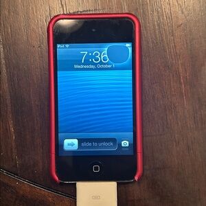 iPod gen 4 with Charger and case